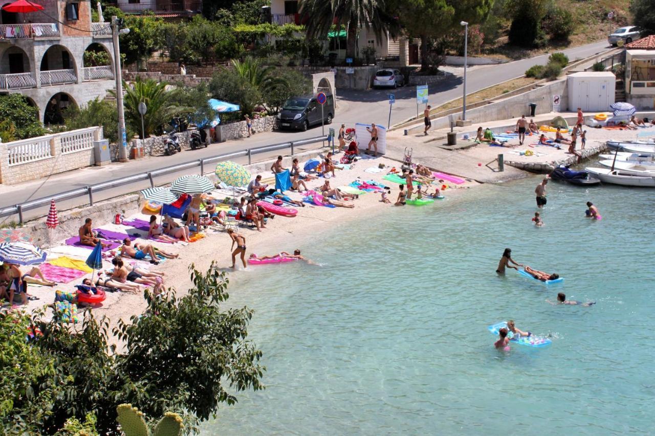 Apartments By The Sea Mavarstica, Ciovo - 12696 Trogir Luaran gambar