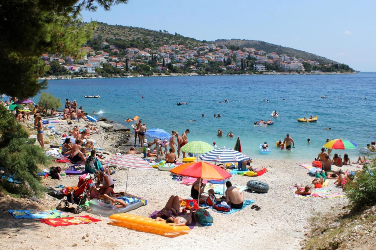 Apartments By The Sea Mavarstica, Ciovo - 12696 Trogir Luaran gambar